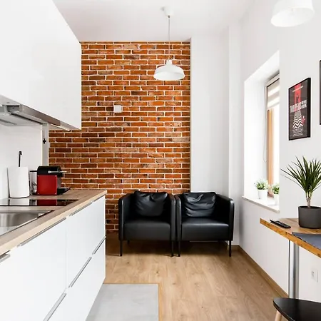 Neo Unique & Bright Apartments, Free Parking, 15min Old Town & Kazimierz - By Homelike Apartamento Cracóvia