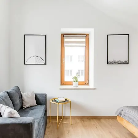 Apartamento Neo Unique & Bright Apartments, Free Parking, 15min Old Town & Kazimierz - By Homelike *