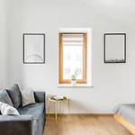 Appartement Neo Unique & Bright Apartments, Free Parking, 15min Old Town & Kazimierz - By Homelike *