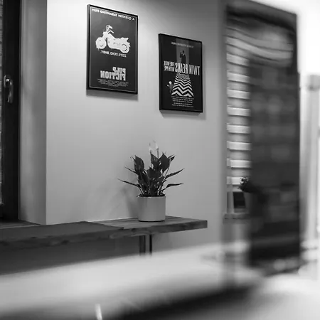 Neo Unique & Bright Apartments, Free Parking, 15min Old Town & Kazimierz - By Homelike *